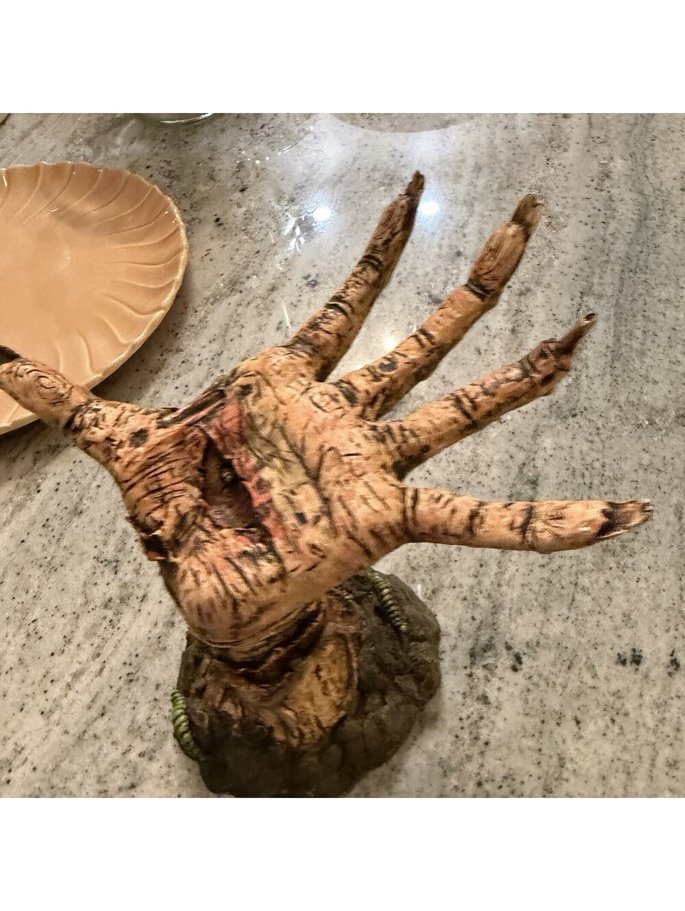 Vintage Zombie Chip Bowl Spencer's  1990s Halloween Creepy Scary Party Decor - Picture 6 of 9